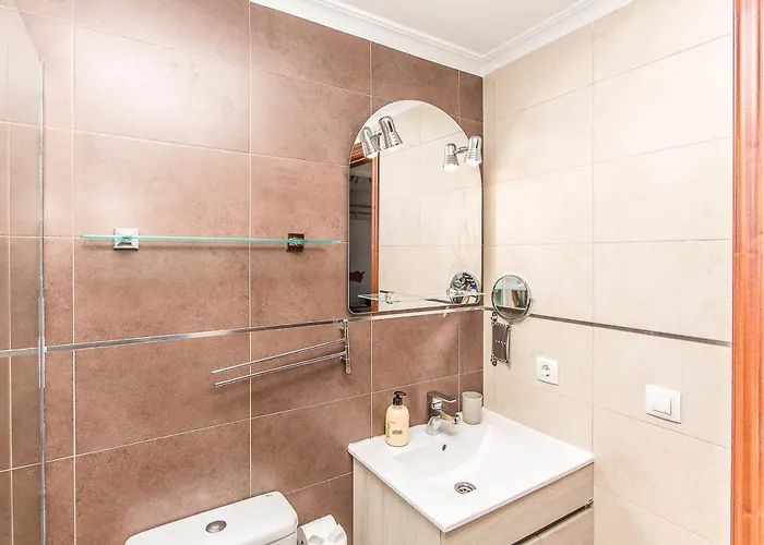 Arcos B2 بويرتو ذيل كارمين